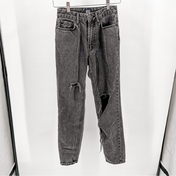 BDG distressed mom jeans - Picture 1 of 7